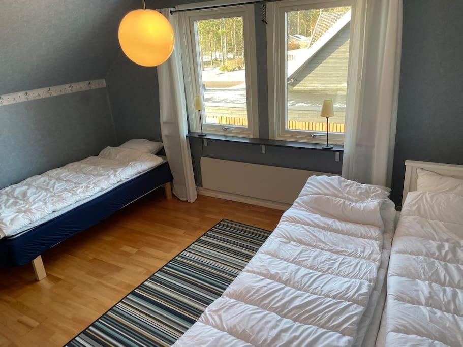 Villa Familjevaenligt Hus Naera Isaberg! Hestra Esterno foto