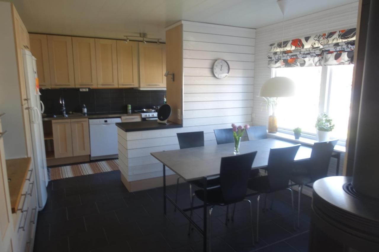 Villa Familjevaenligt Hus Naera Isaberg! Hestra Esterno foto